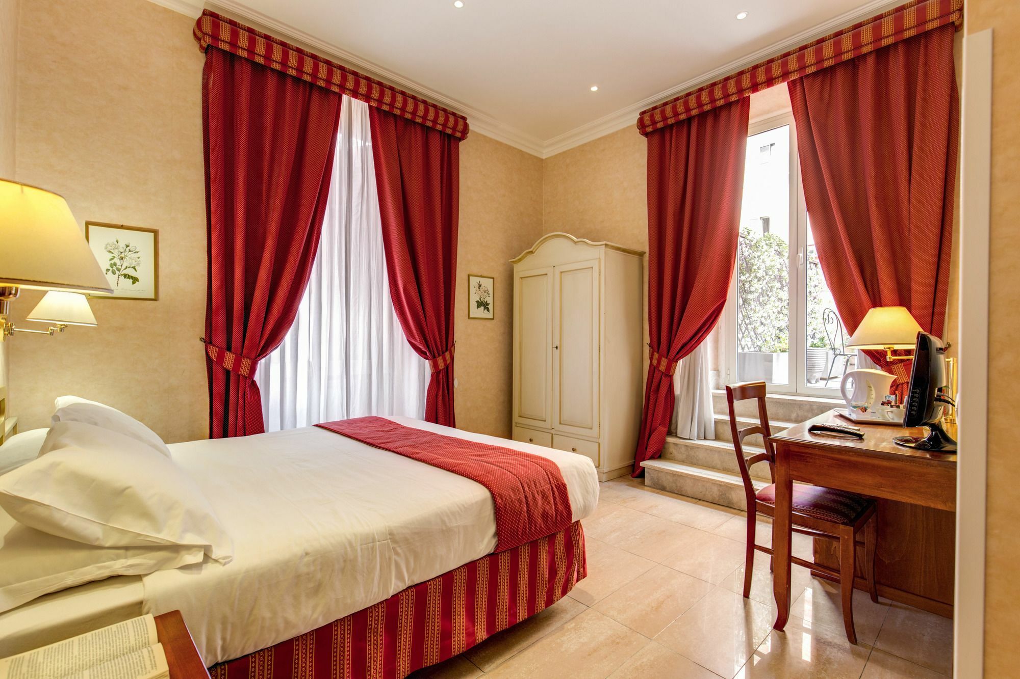 Wrh Suites Roma Dış mekan fotoğraf