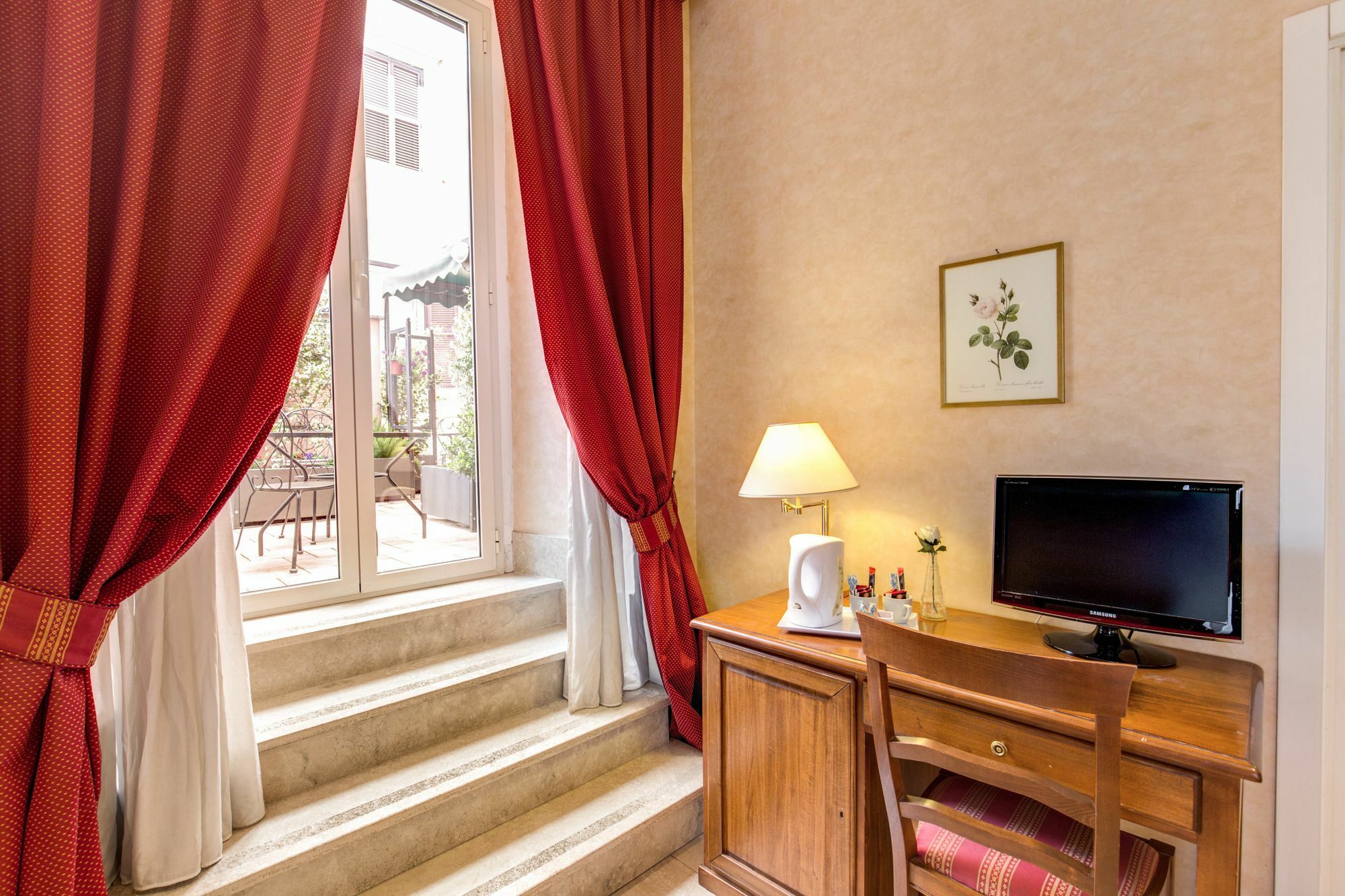 Wrh Suites Roma Dış mekan fotoğraf